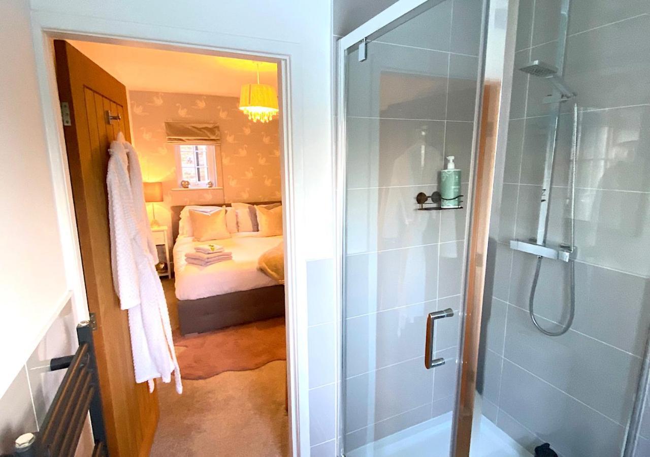 The Lodge Chester - Luxury Apartment For Two, With Free Parking! Hough Green Ngoại thất bức ảnh